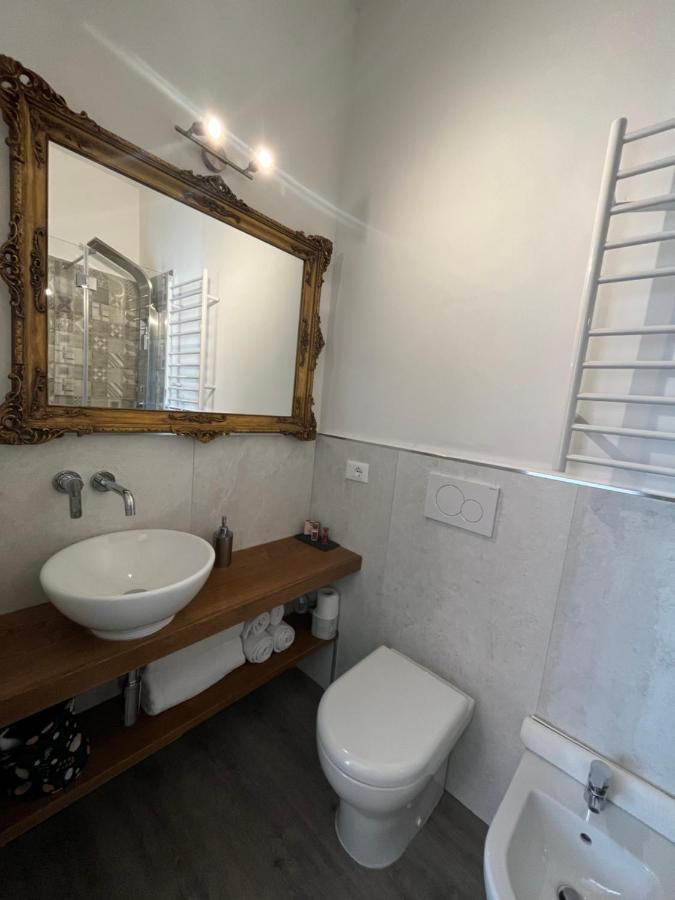 Affittacamere Perla Del Prione ลาสเปเซีย ภายนอก รูปภาพ