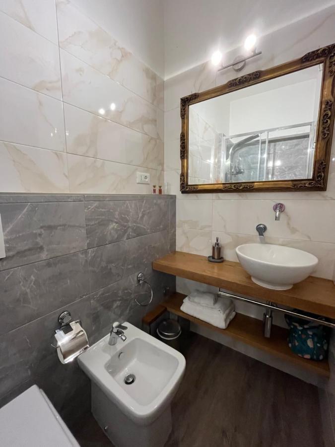 Affittacamere Perla Del Prione ลาสเปเซีย ภายนอก รูปภาพ
