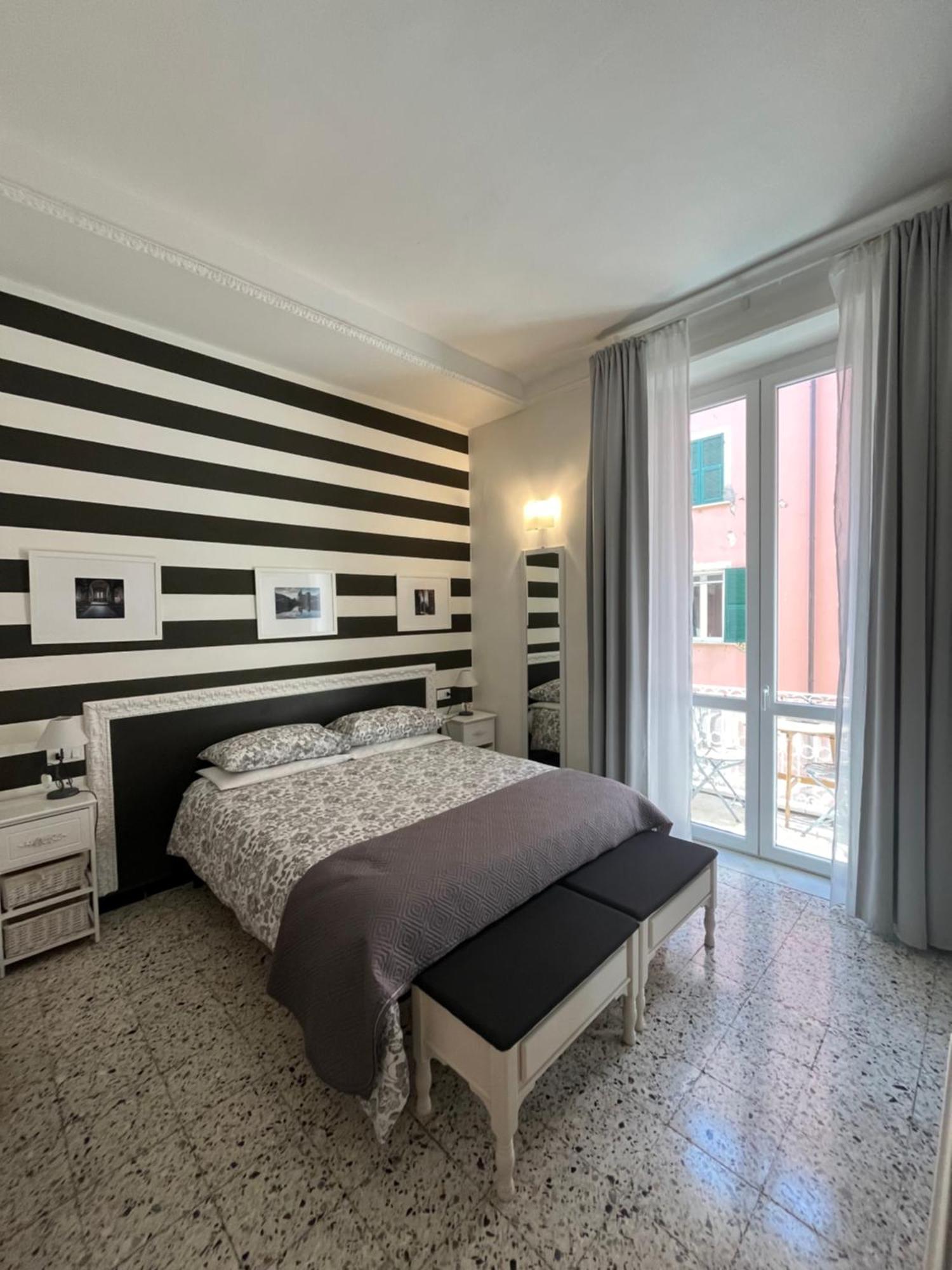 Affittacamere Perla Del Prione ลาสเปเซีย ภายนอก รูปภาพ