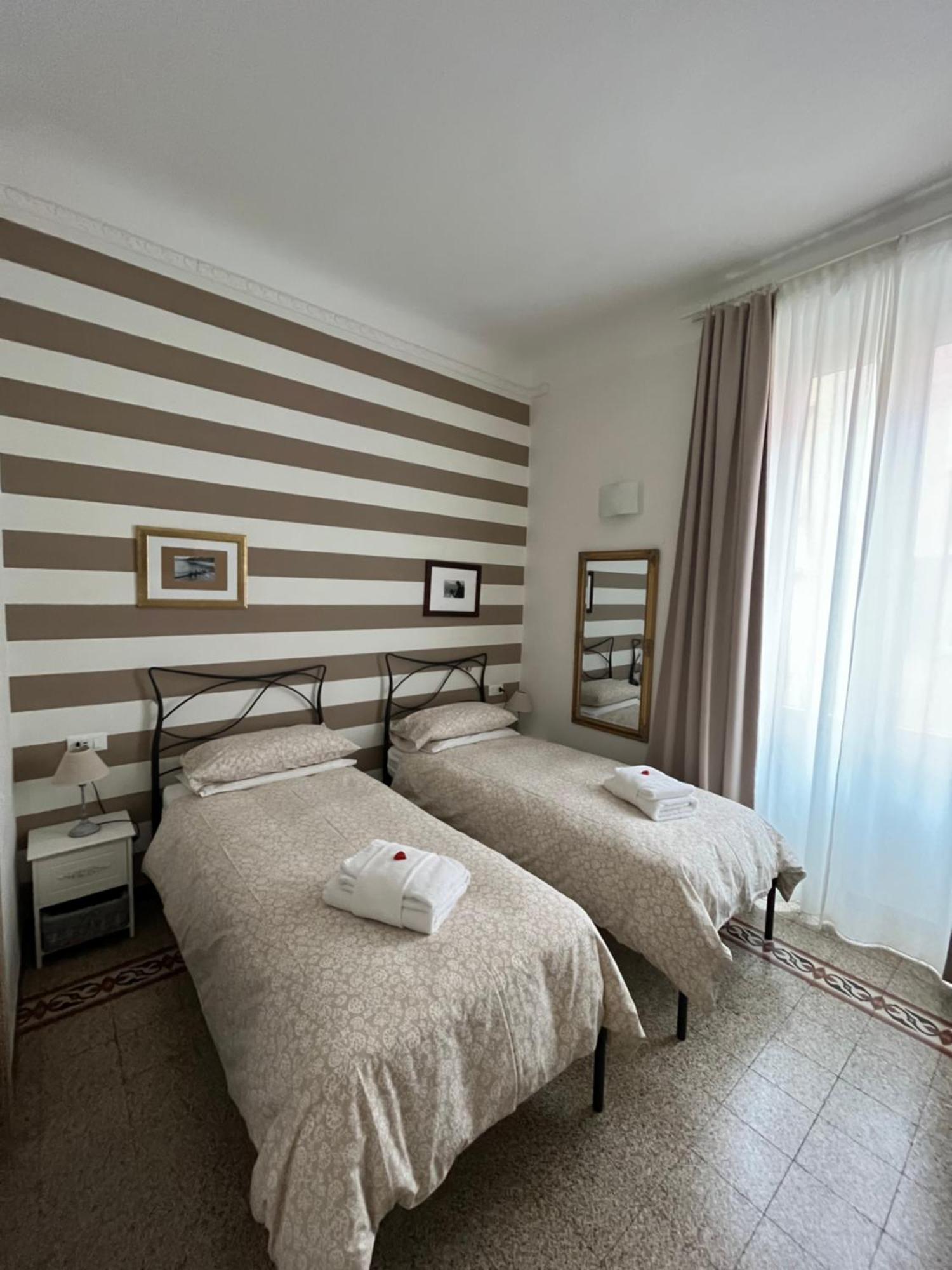 Affittacamere Perla Del Prione ลาสเปเซีย ห้อง รูปภาพ